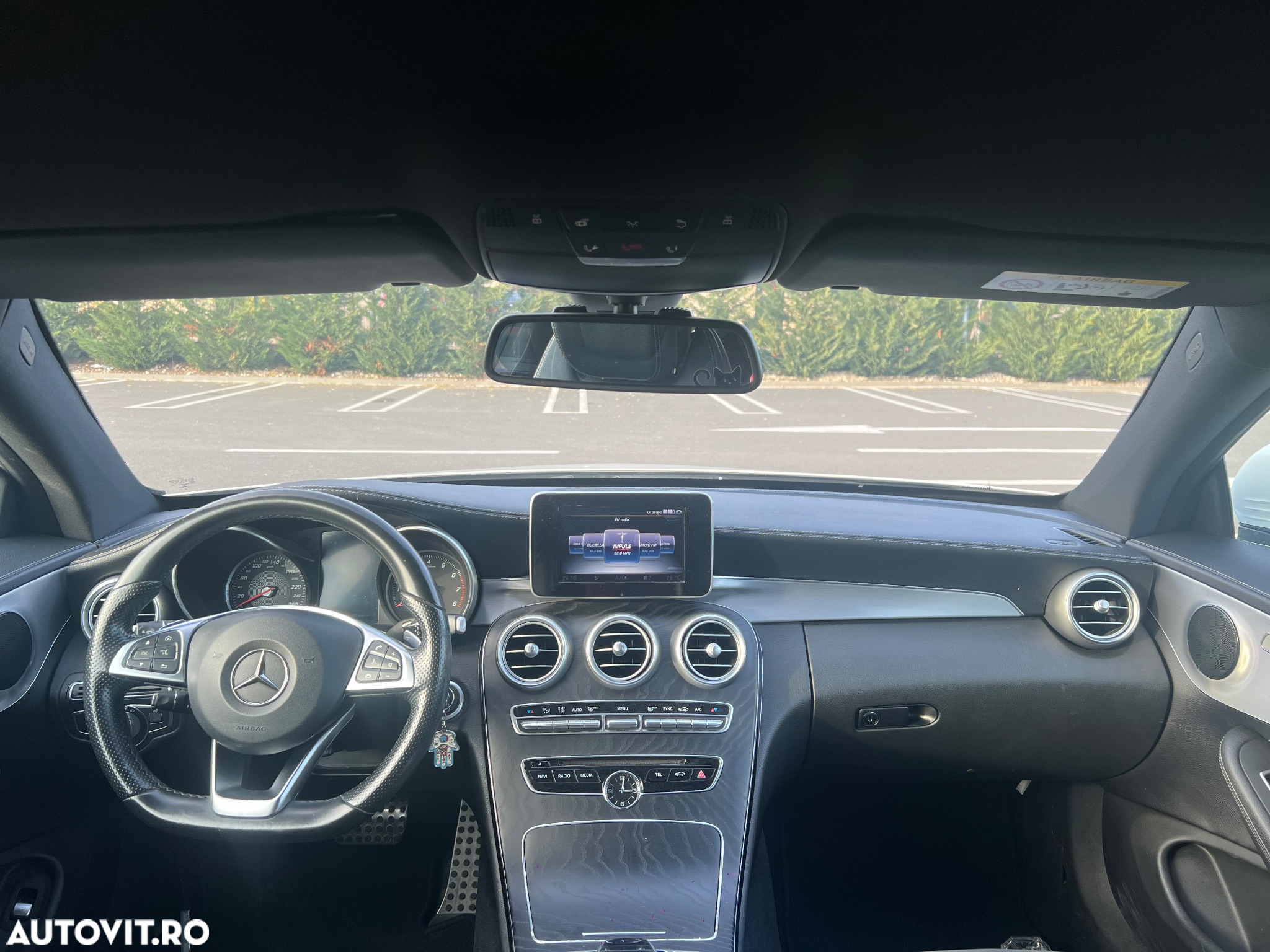 Mercedes-Benz C - 8