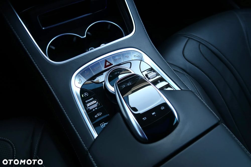 Mercedes-Benz Klasa S 560 4-Matic 9G-TRONIC - 38