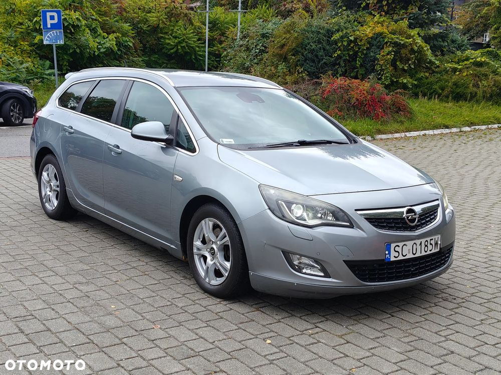 Opel Astra 2.0 CDTI DPF Cosmo - 14