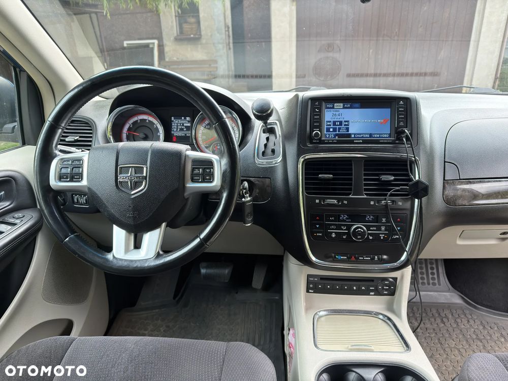 Dodge Grand Caravan - 15