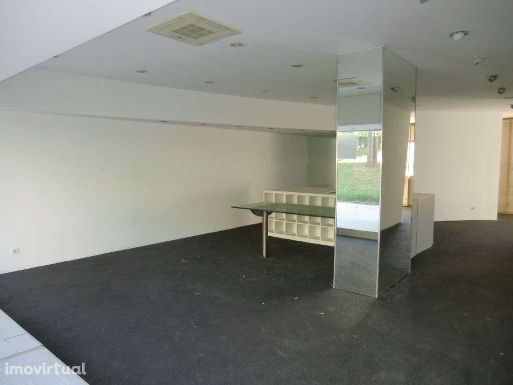 Loja,São João Madeira - Grande imagem: 3/13