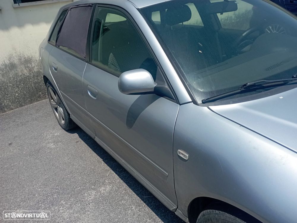 Audi A3 1.9 TDI Attraction - 2