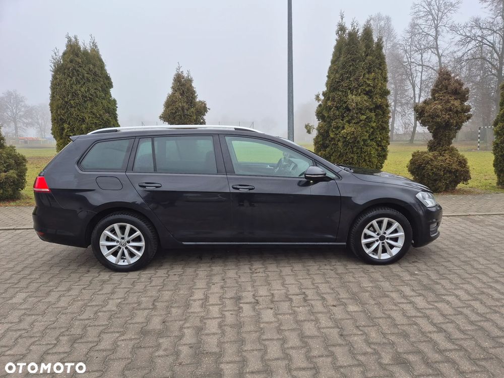 Volkswagen Golf 1.6 TDI BlueMotion Technology Lounge - 9