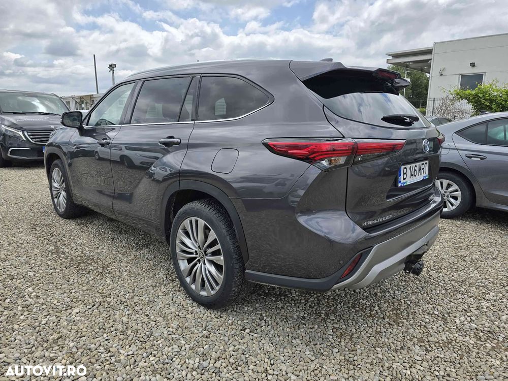Toyota Highlander - 6
