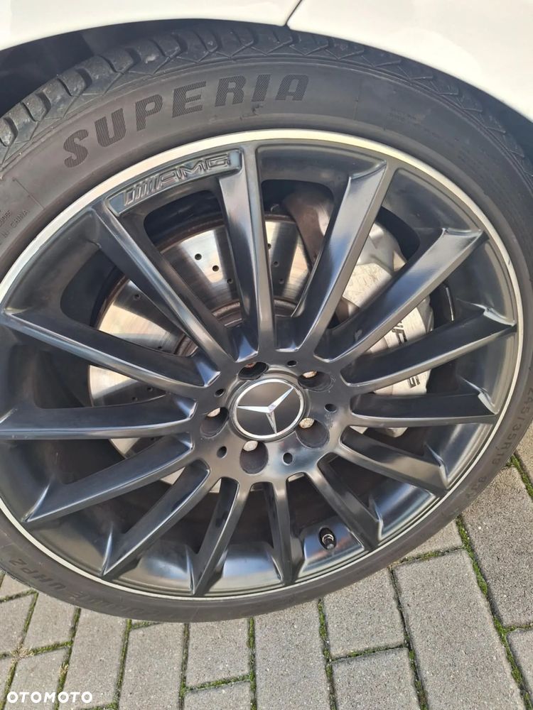 Mercedes-Benz CLA - 21