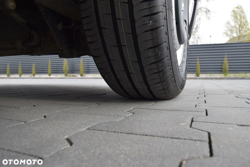 Renault MASTER / L3H2 / 2.3 - 150 KM / 3 OSOBY / DOSTAWCZE / BLASZAK / DUŻY WYŚWIETLACZ / KLIMA / TEMPOMAT / KAMERA COFANIA / HAK / SPROWADZONY - 16