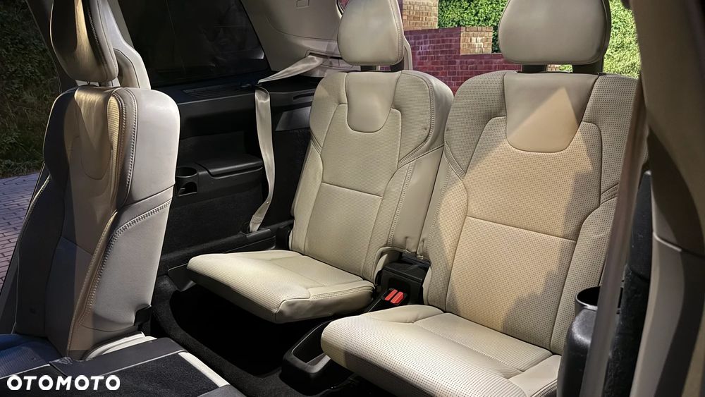 Volvo XC 90 D5 AWD Inscription 7os - 14