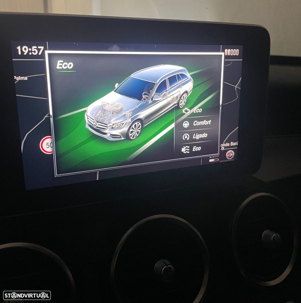 Mercedes-Benz C 220 d 4Matic 9G-TRONIC AMG Line - 13