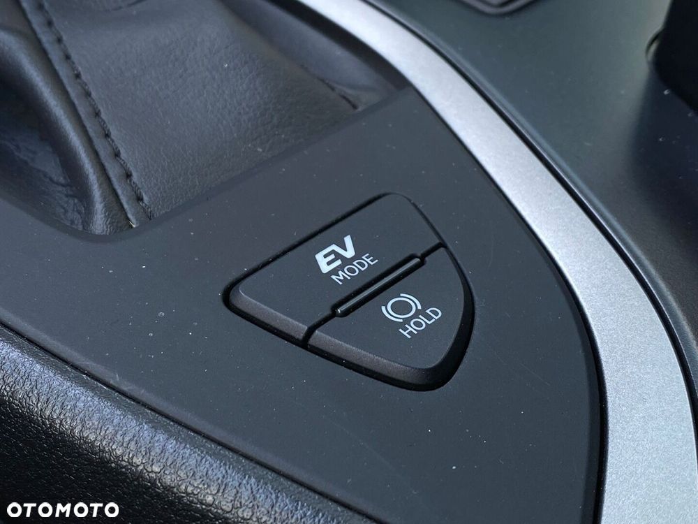 Lexus UX 250h GPF Business 2WD - 30