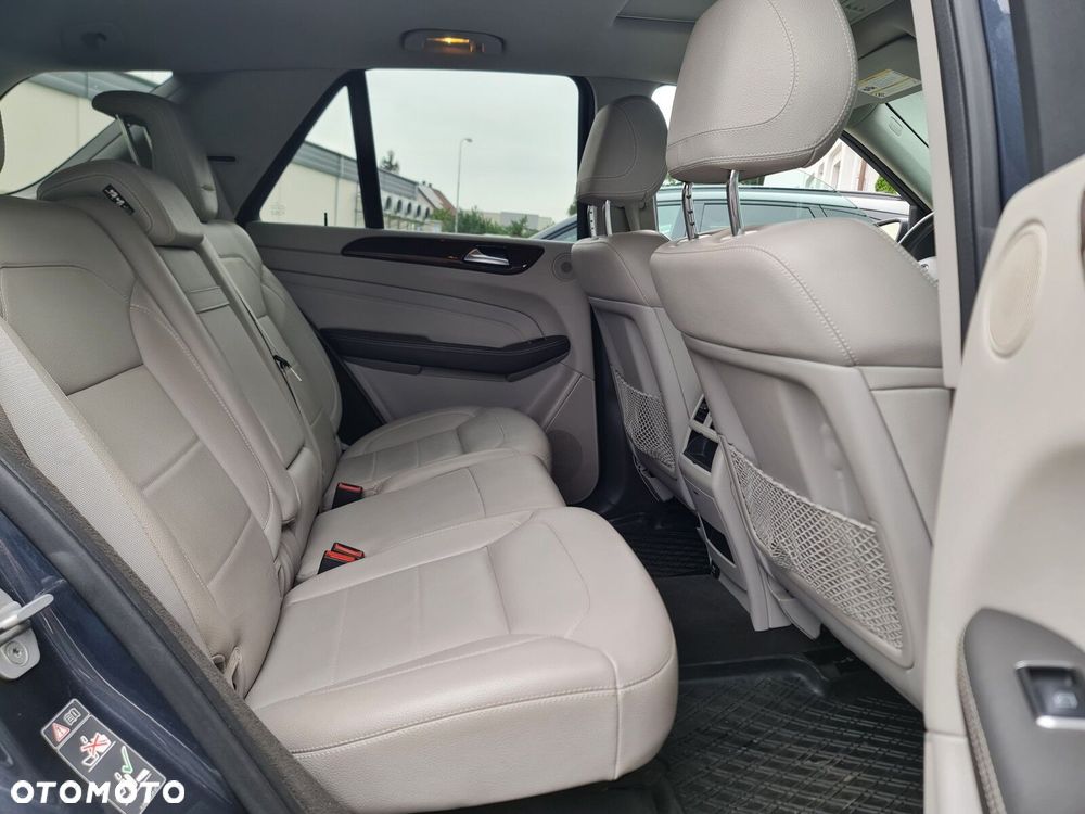 Mercedes-Benz ML 350 BlueTec 4-Matic - 33