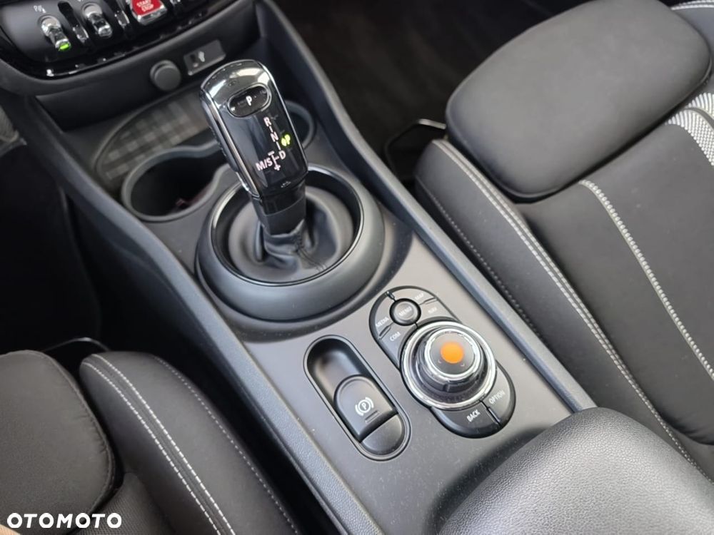 MINI Clubman Cooper S ALL4 - 11