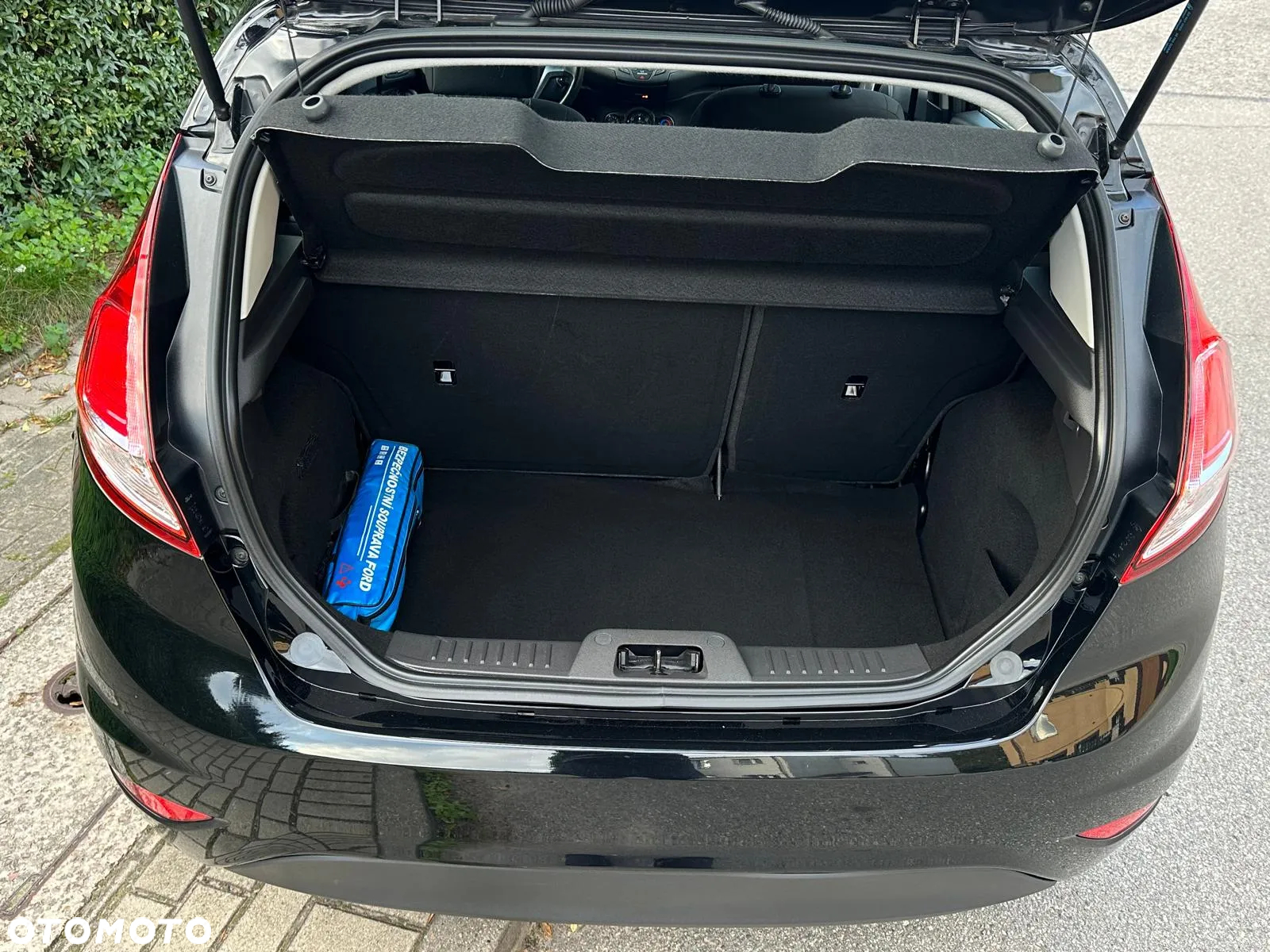 Ford Fiesta - 24