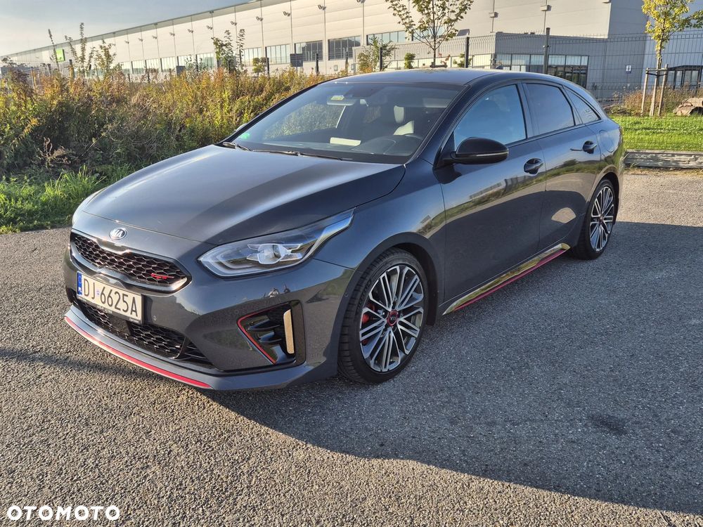Kia ProCeed 1.6 T-GDI GT DCT - 4