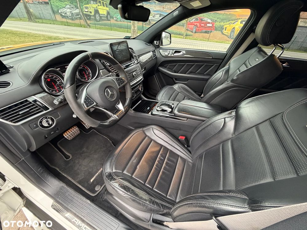 Mercedes-Benz GLE - 15