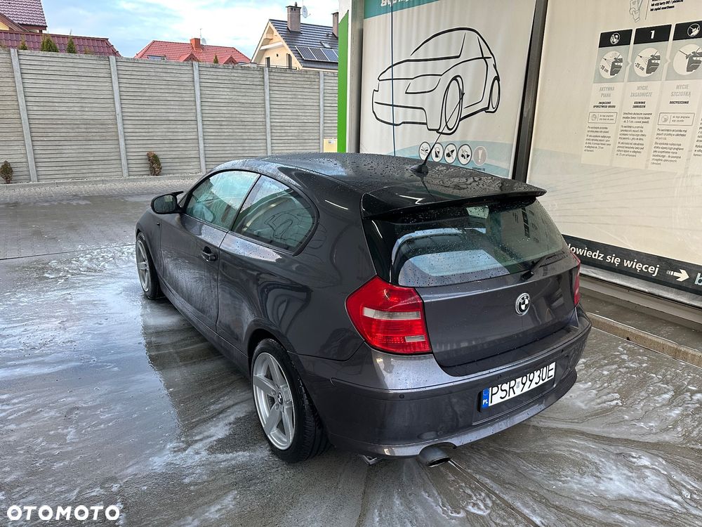 BMW Seria 1 - 12