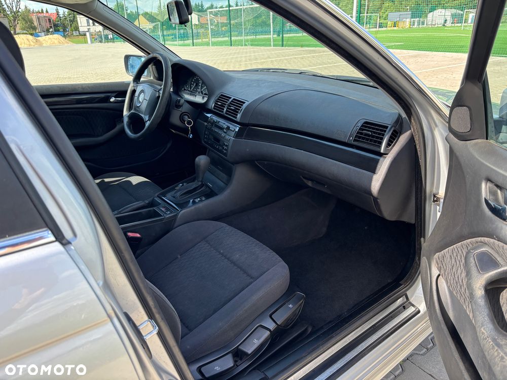BMW Seria 3 - 28