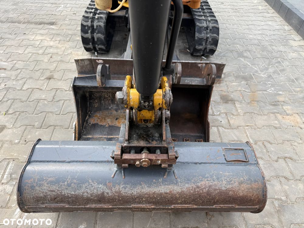 Caterpillar MINIKOPARKA CAT 301.7D 2016 3367MTH 301 301.7 301.8 302 - 9