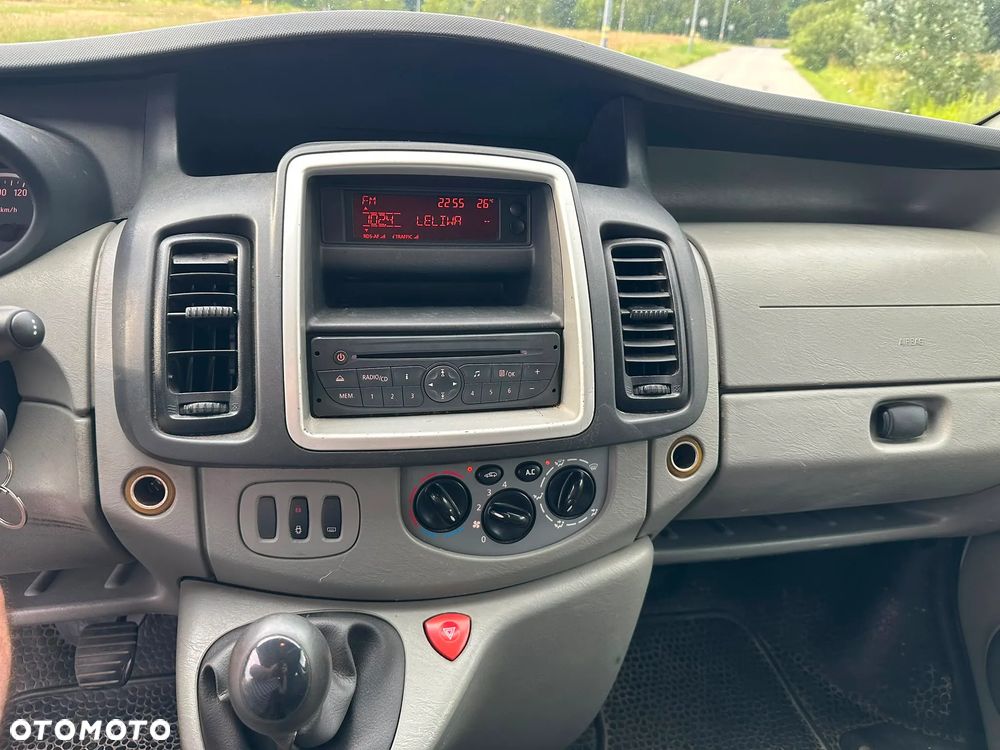 Opel Vivaro - 27