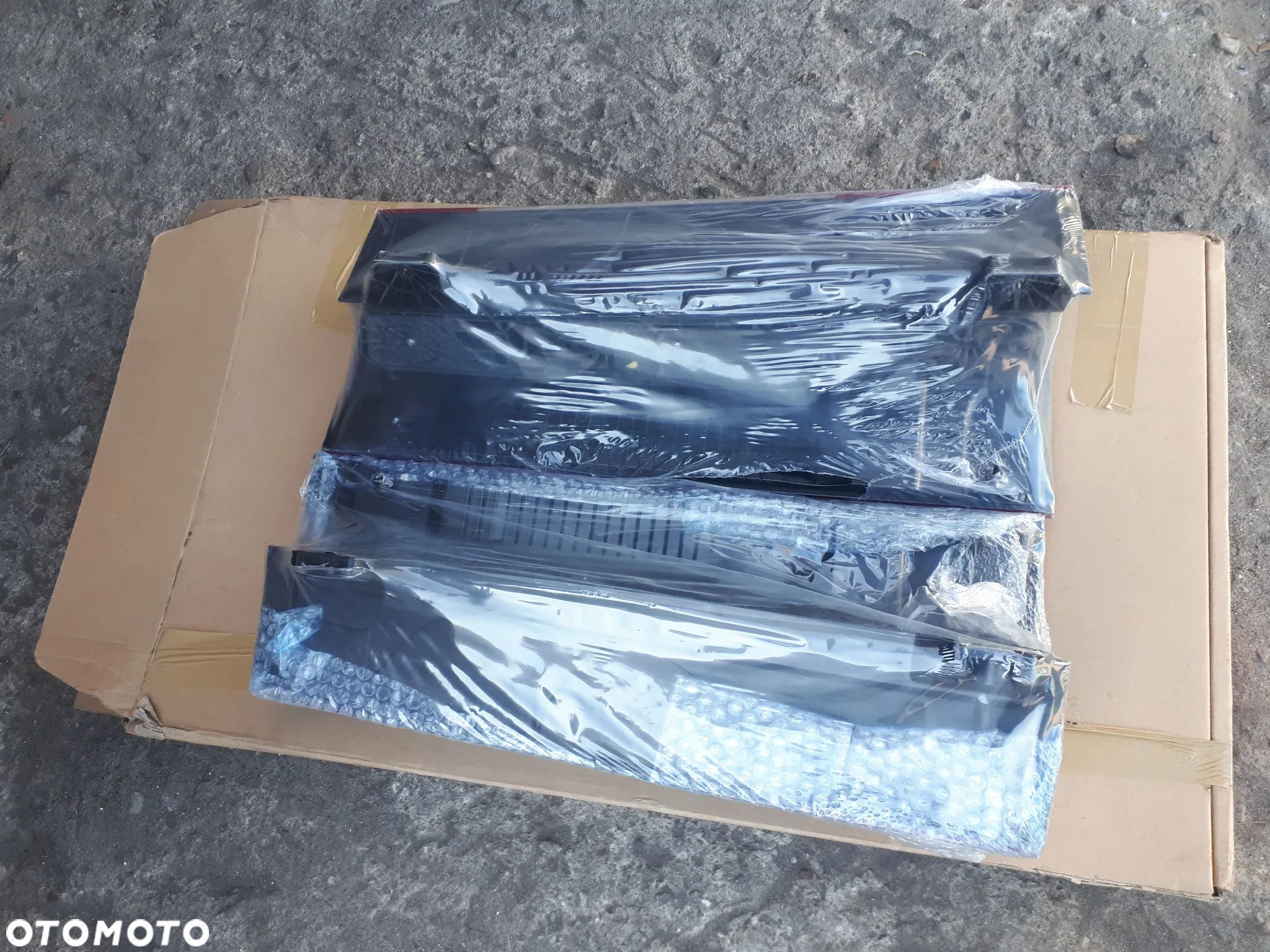 MERCEDES SPRINTER 907 910 LAMPY LAMPA TYLNA LED ORYGINAŁ - 4