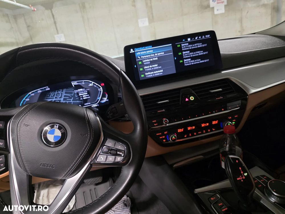 BMW Seria 5 530i xDrive AT MHEV - 5