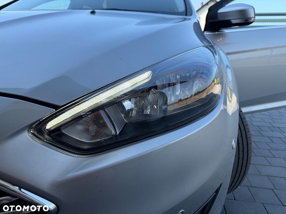 Ford Focus - 35