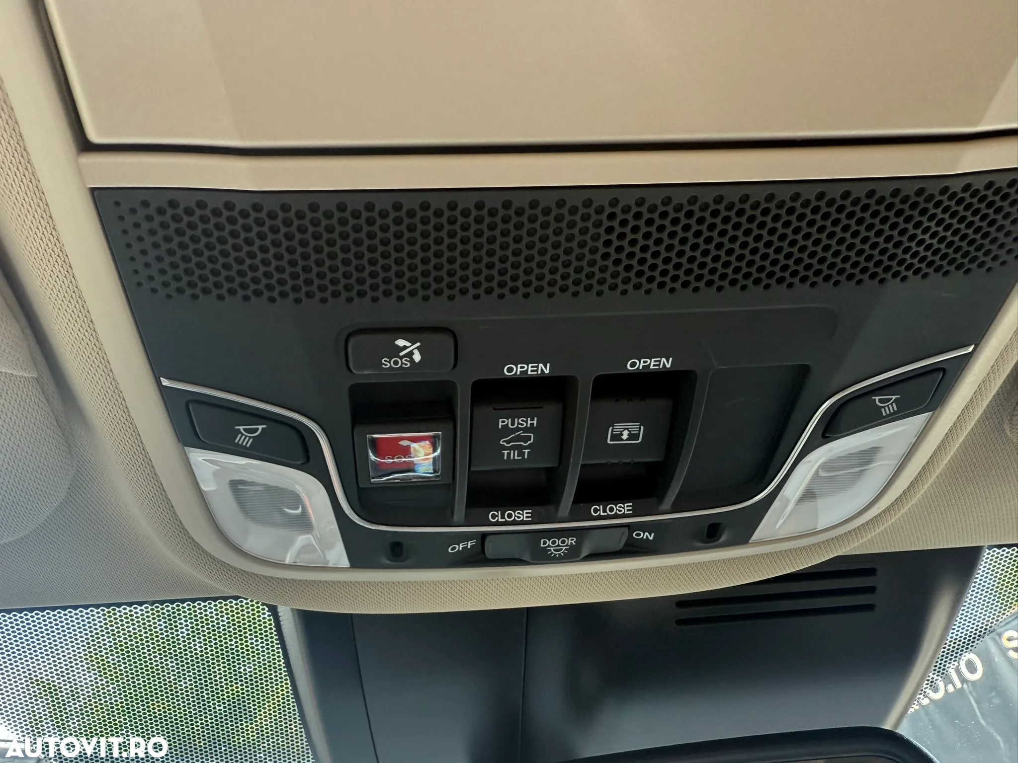 Honda CR-V 1.5 VTEC Turbo 4WD CVT Elegance - 8