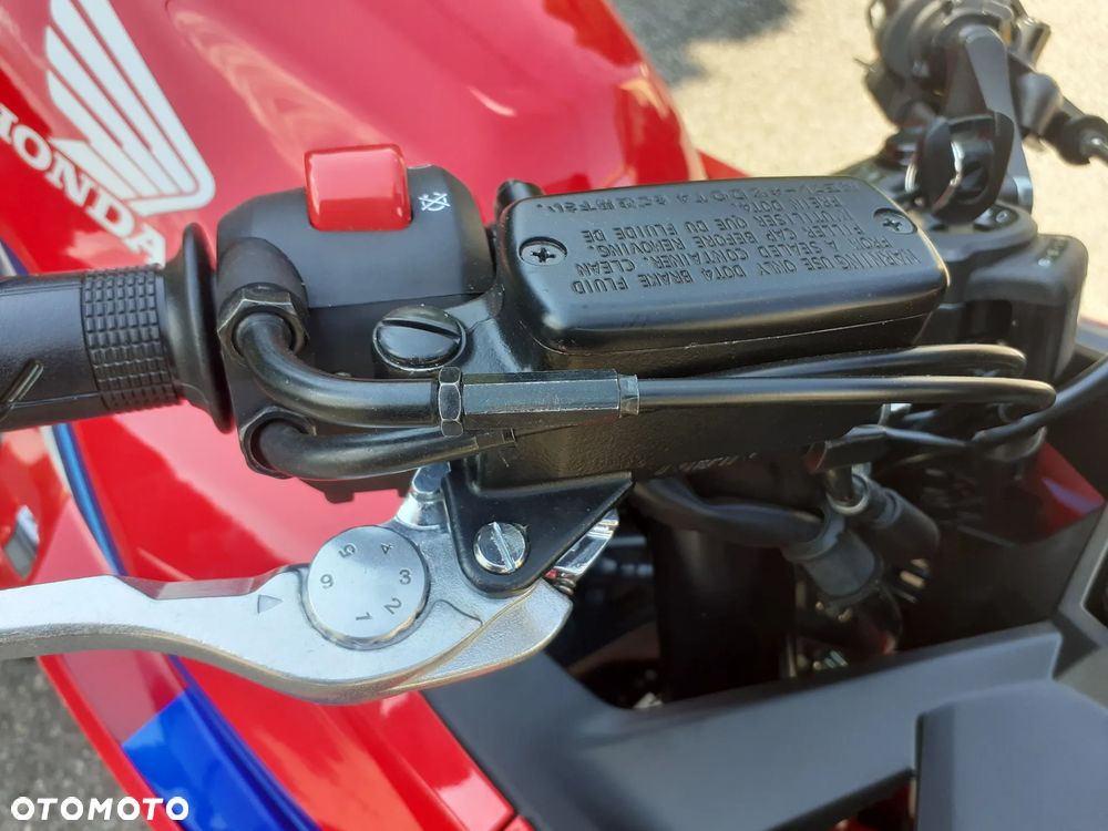 Honda CBR - 22