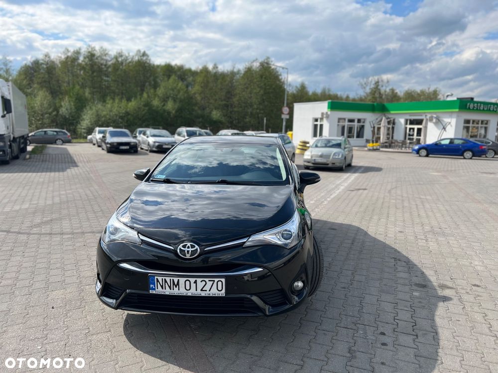 Toyota Avensis 1.8 Premium - 2