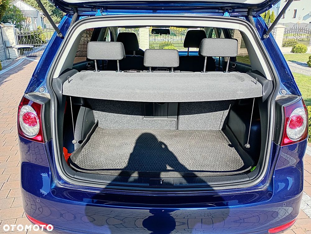 Volkswagen Golf Plus 2.0 TDI Comfortline - 23