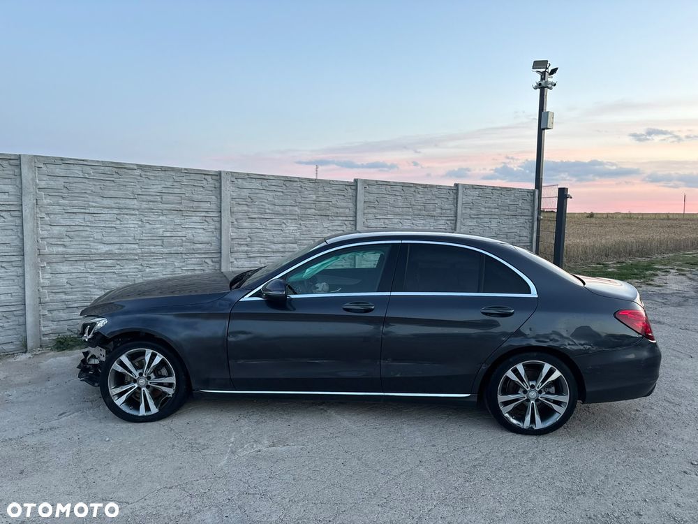 Mercedes-Benz Klasa C 220 (BlueTEC) d 7G-TRONIC Exclusive - 29