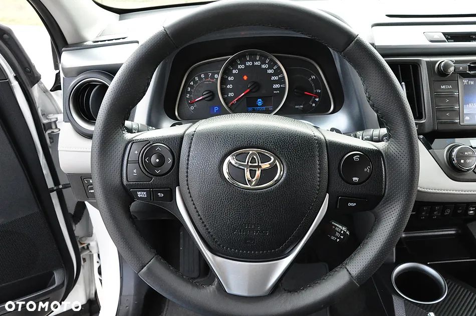 Toyota RAV4 2.0 4x4 Start&Stop CVT Executive - 26