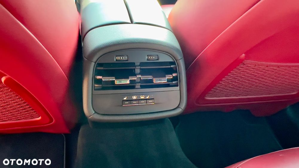 Maserati Ghibli S GranSport - 24