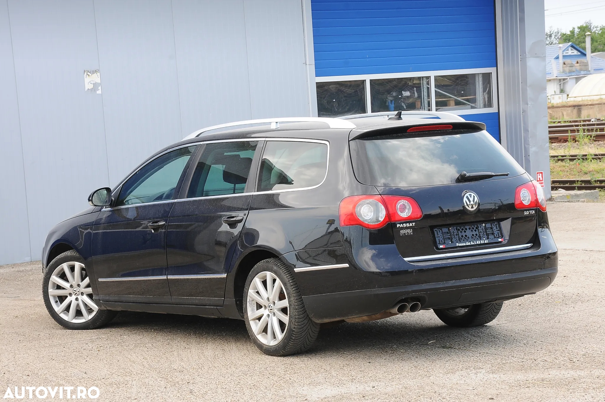 Volkswagen Passat Variant 2.0 TDI Blue TDI Highline - 4