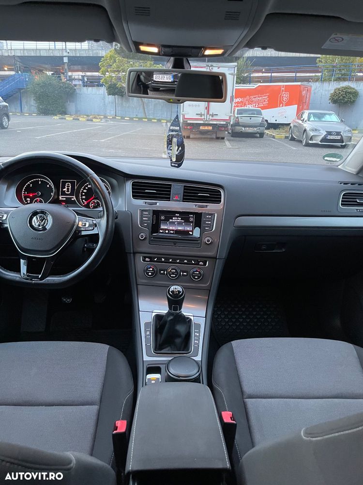 Volkswagen Golf 1.6 TDI BlueMotion Technology DPF Comfortline - 10