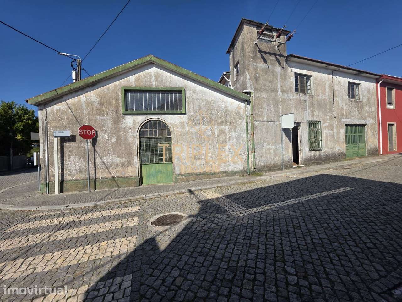 Armazém de retém e serviços - Próx. Via Diagonal - e Prio - Silva - Grande imagem: 2/18