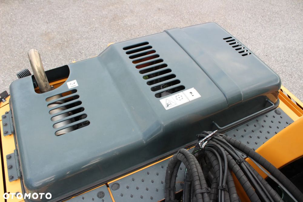 Hyundai 140W-9 Rototilt/Sprowadzony /9500Mtg - 26