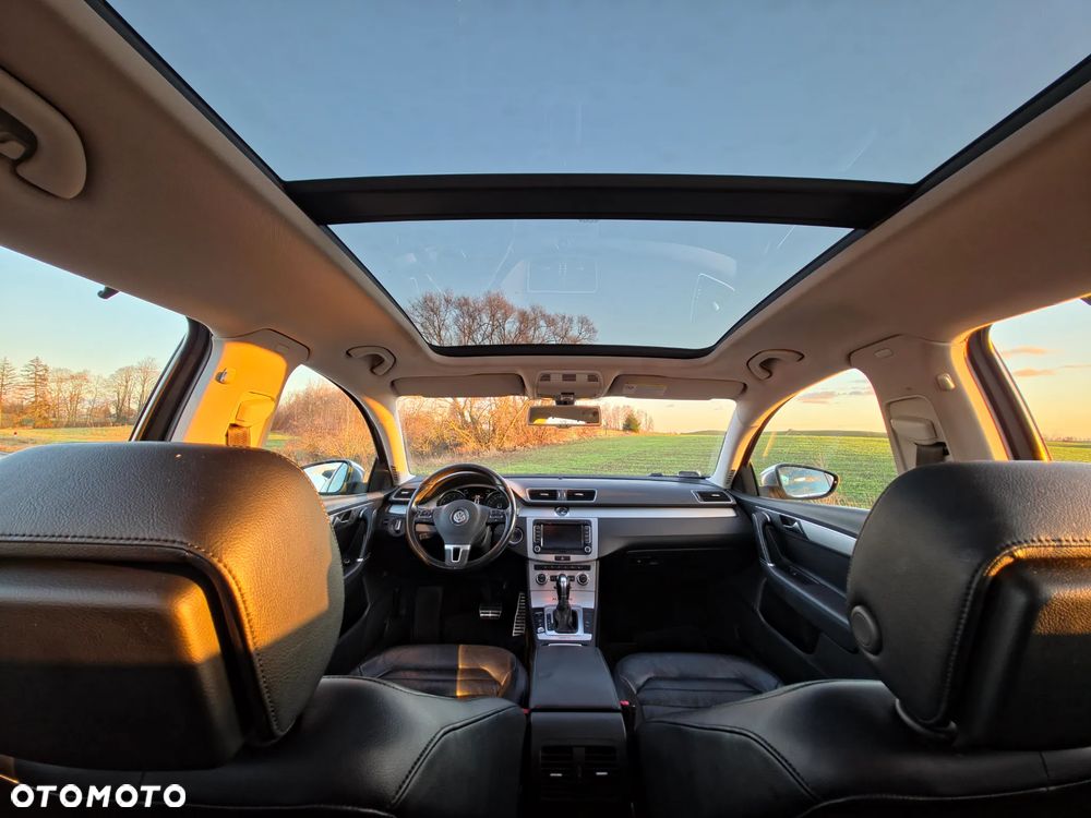 Volkswagen Passat Alltrack - 15