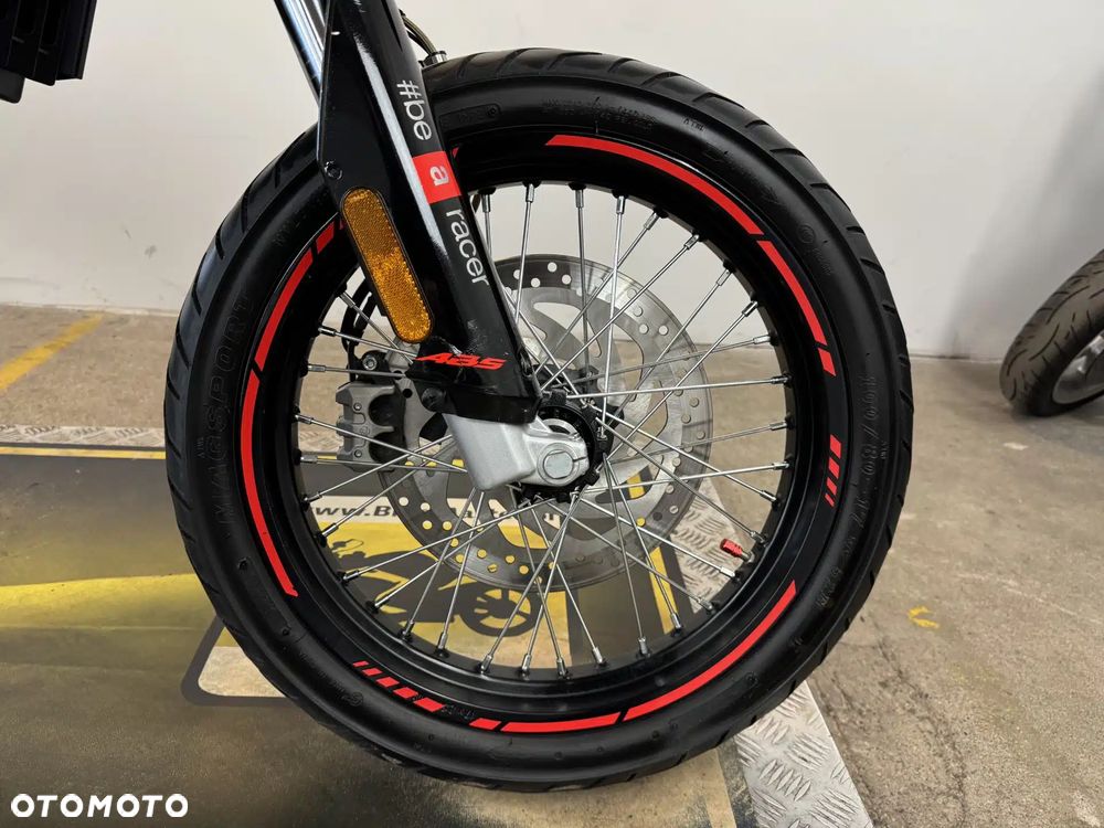 Aprilia SX - 8