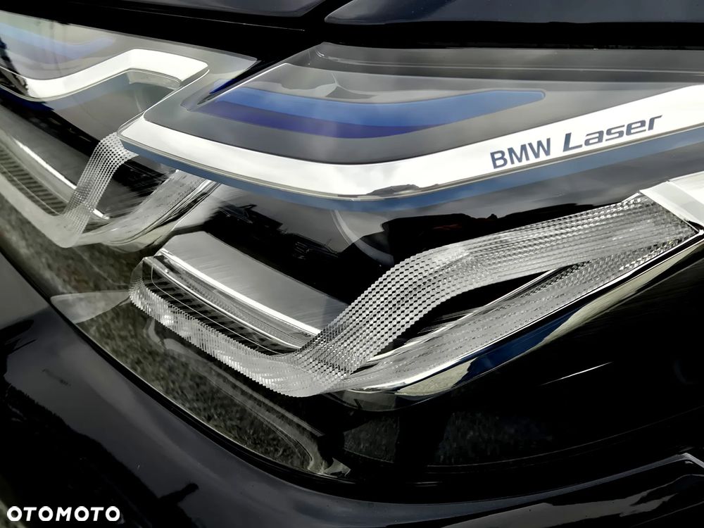 BMW Seria 5 530e M Sport sport - 12