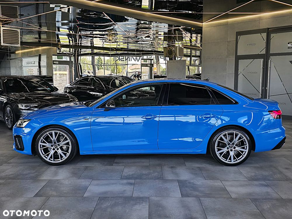 Audi A4 - 4