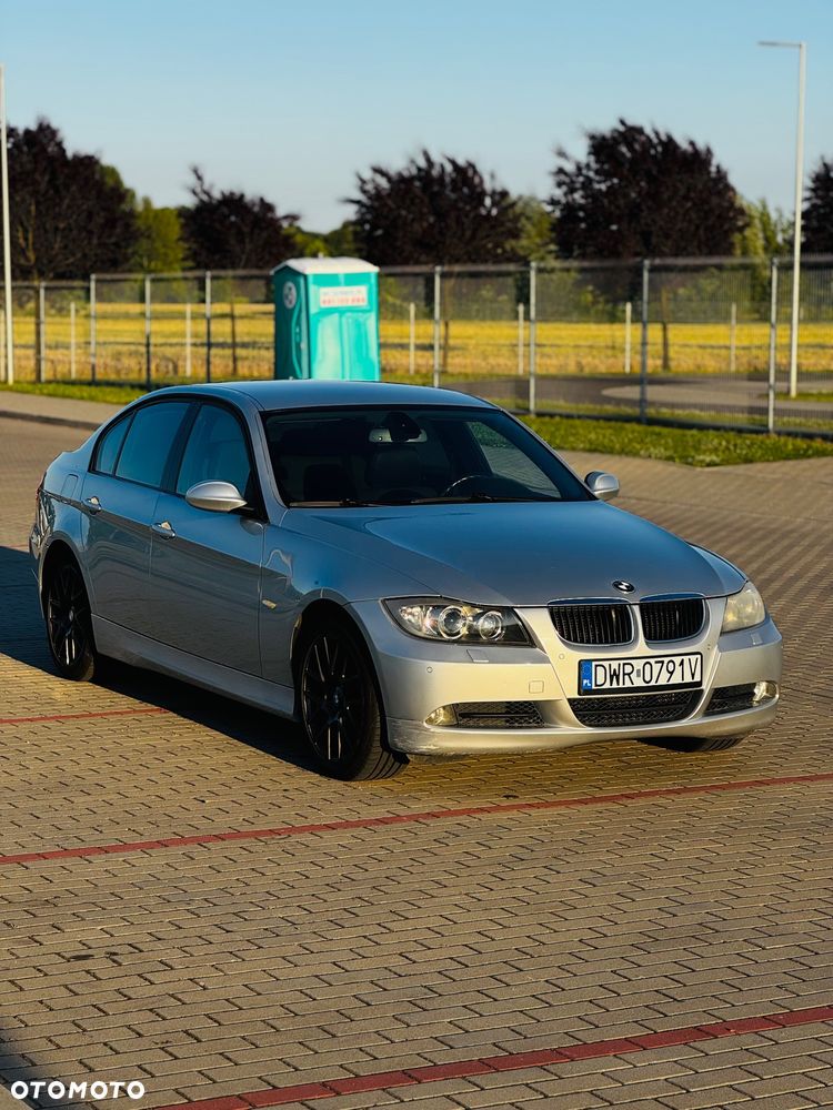 BMW Seria 3 - 1