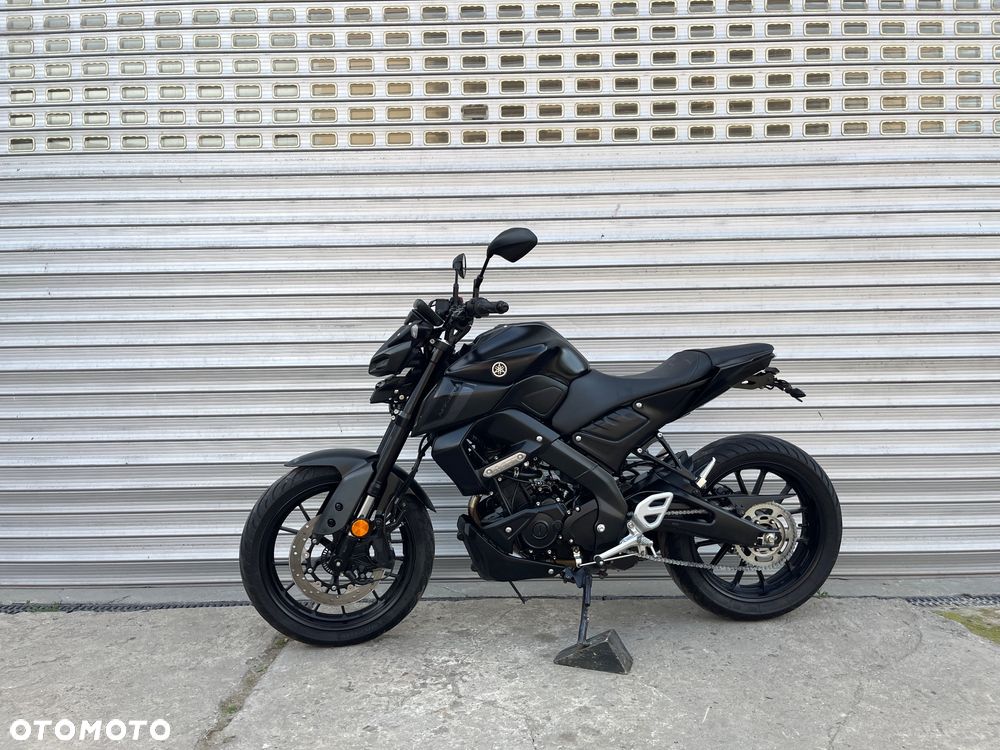 Yamaha MT - 32