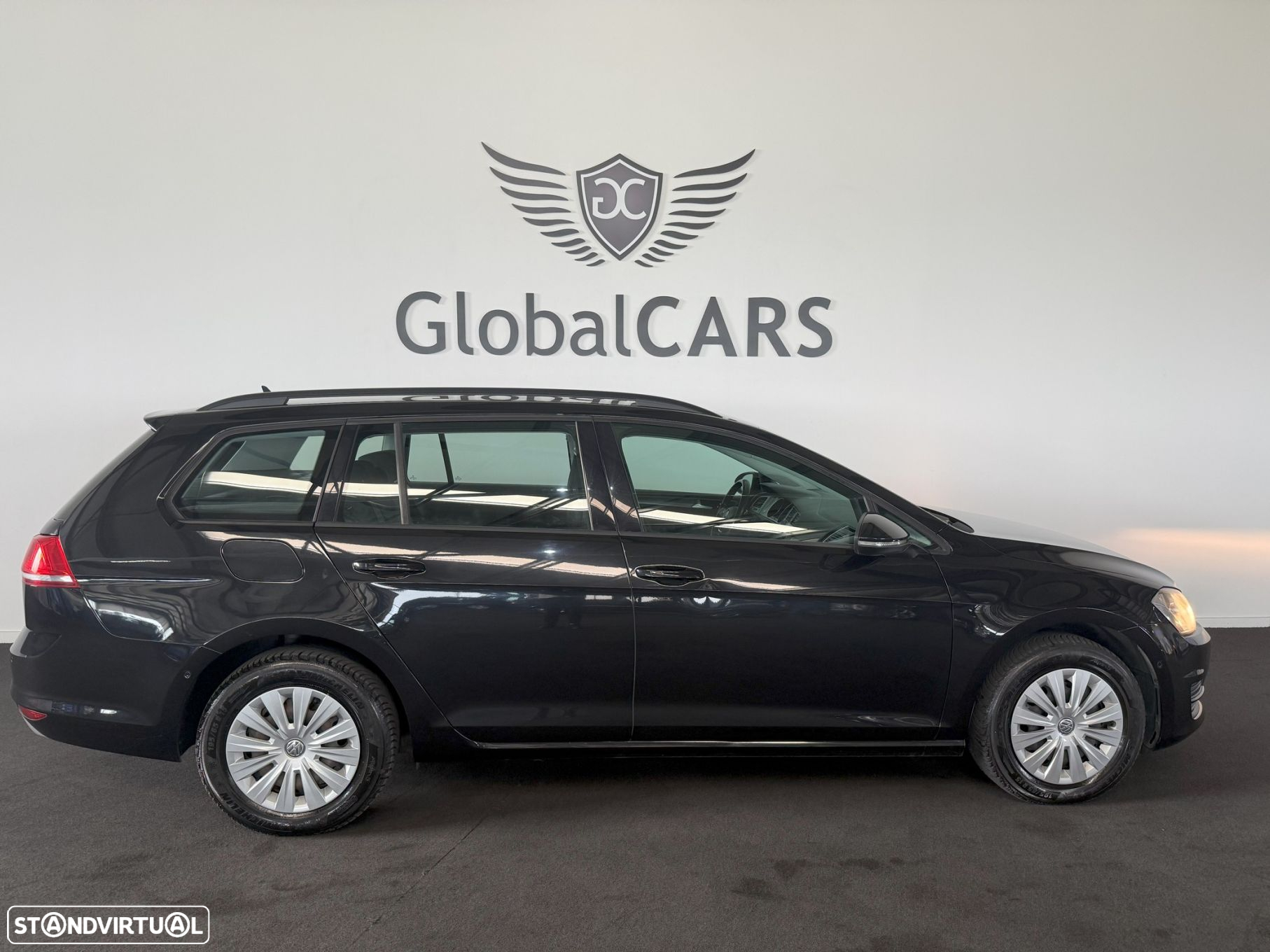 VW Golf Variant 1.6 TDi Confortline - 22