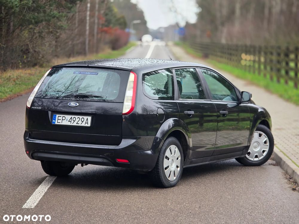 Ford Focus 1.6 Trend - 4