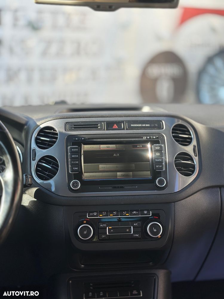 Volkswagen Tiguan - 22