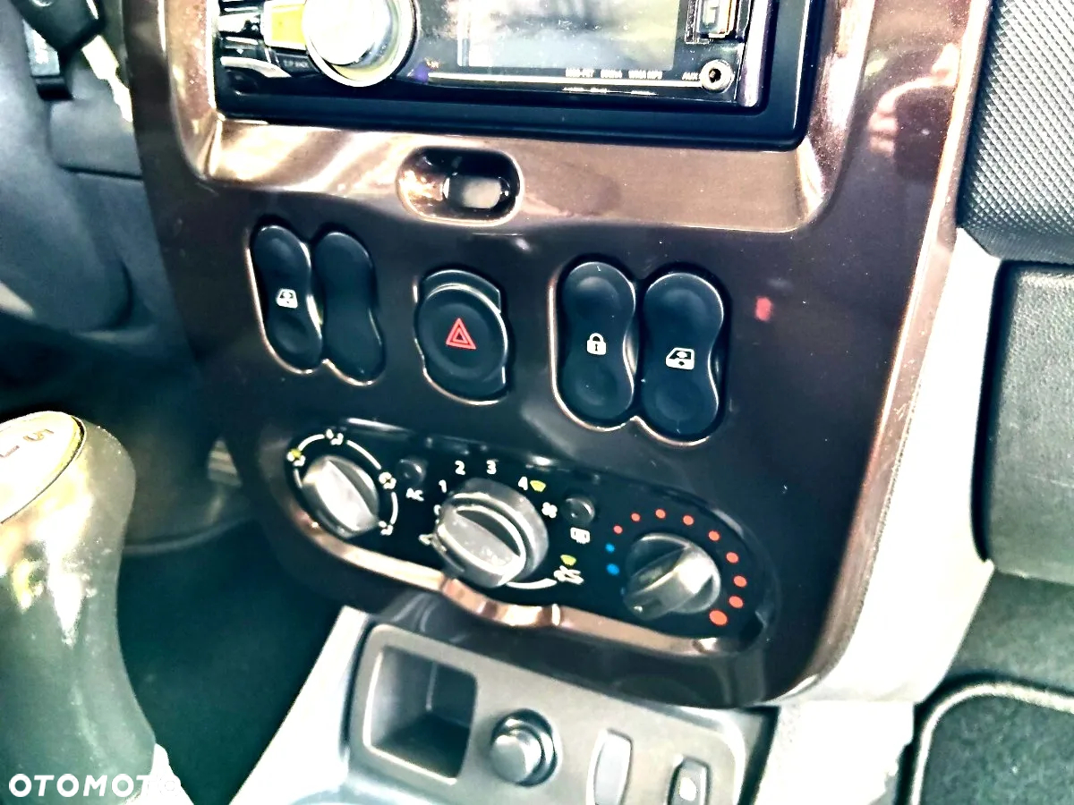 Dacia Duster 1.6 Ambiance - 8