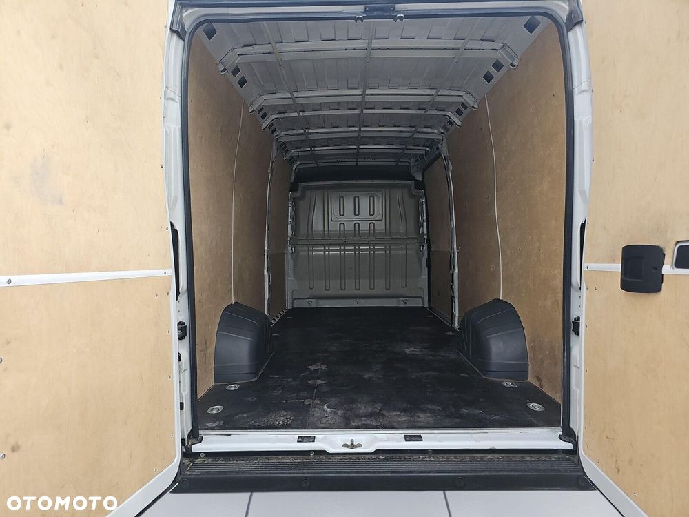 Citroën Jumper 35+ L4H2 2,2 BlueHDi 165KM S&S - 16