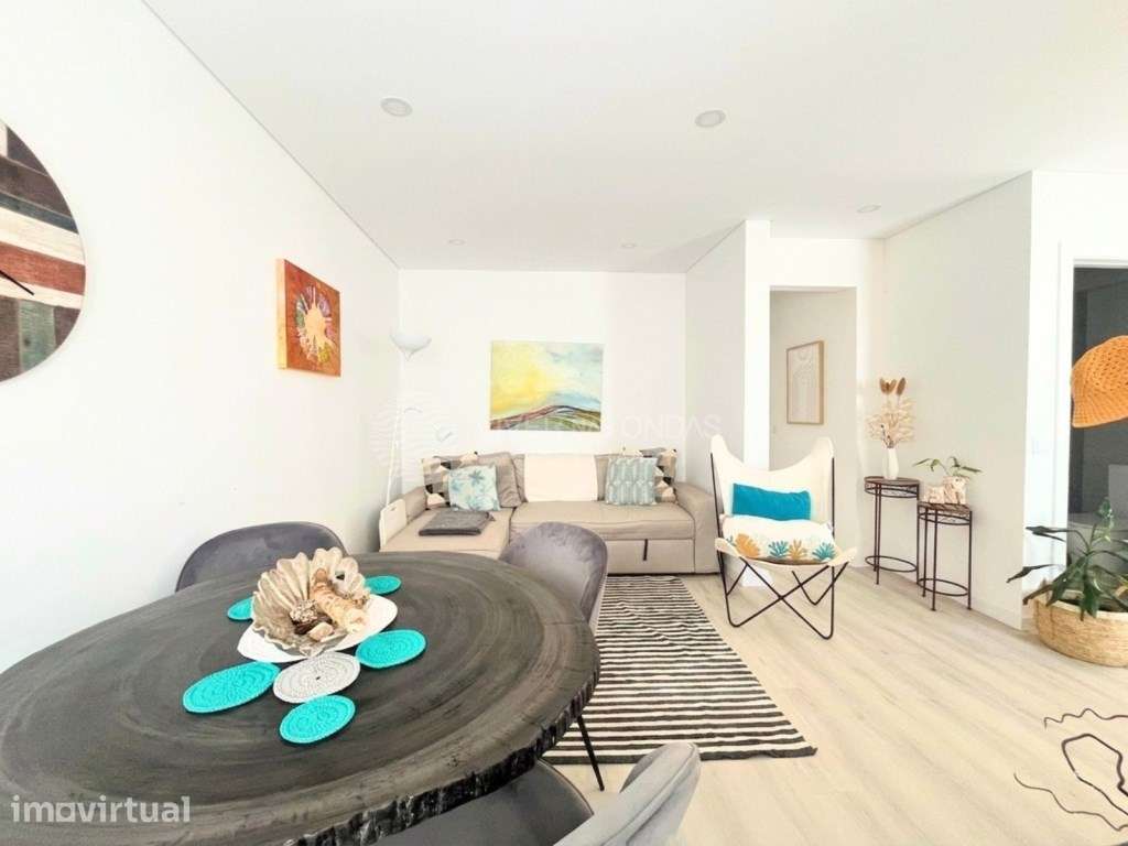 Apartamento T2 / Andar de Moradia remodelado em Santo António - Cos... - Grande imagem: 2/35