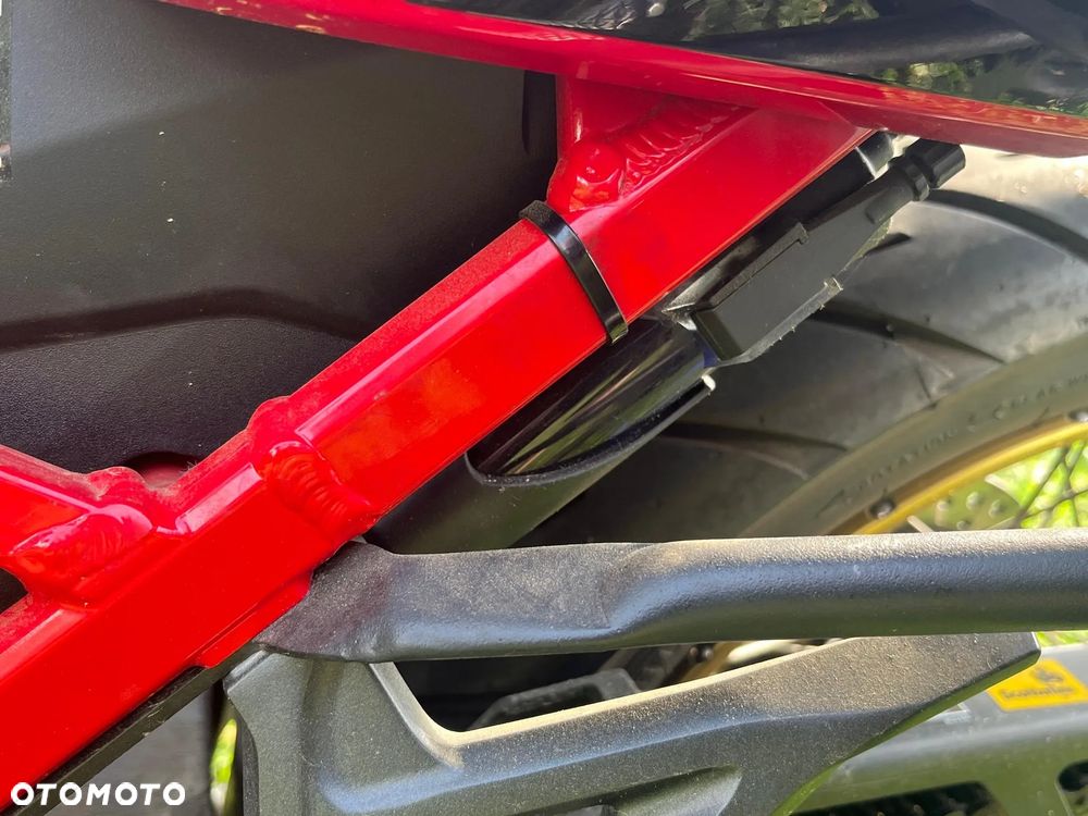 Honda CRF - 8