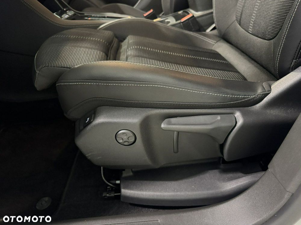 Opel Grandland 1.2 T GS Light S&S - 40